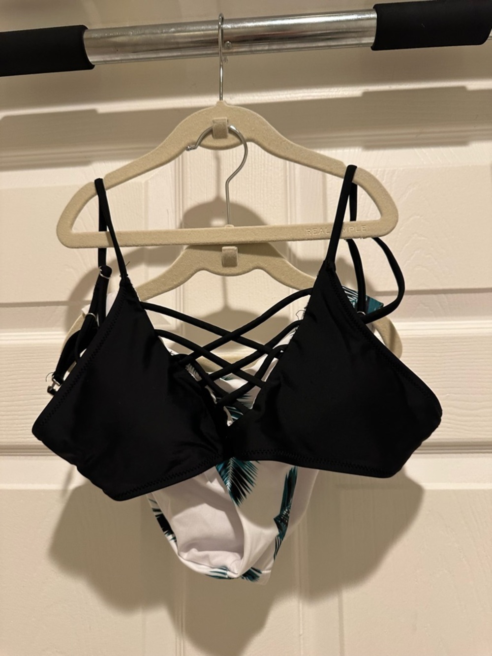 SHEIN Black Crisscross Bikini Top with White Palm-Print Bottom